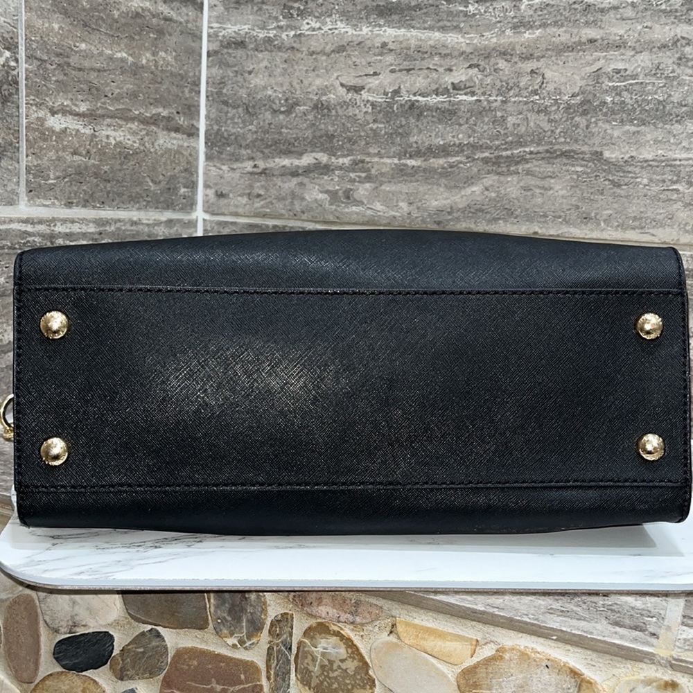 • Black Michael Kors Hamilton Leather Tote - Picture 13 of 17